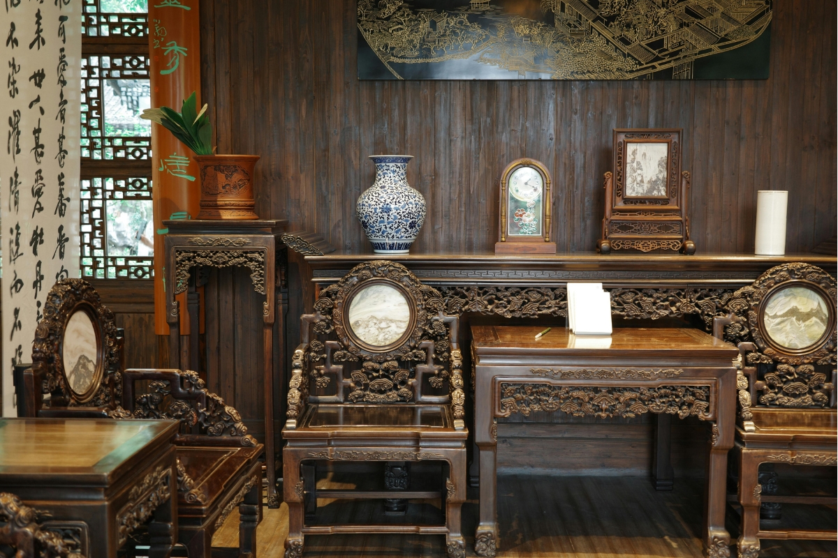 Collector story feature